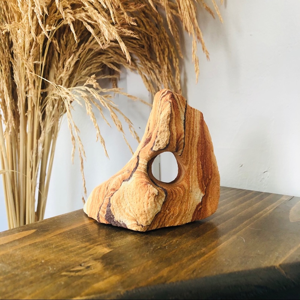 Window Sandstone Object